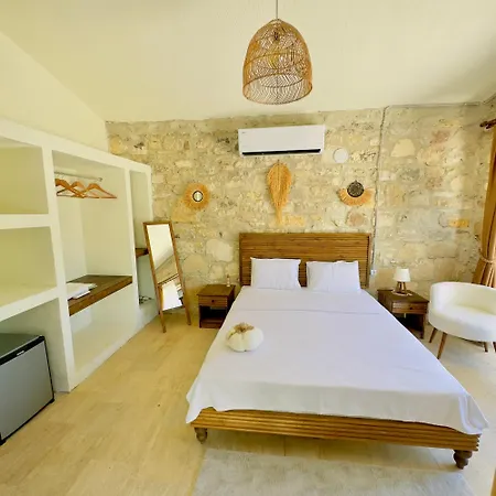 Otel Ride And Çeşme