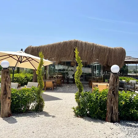 Ride And Otel Çeşme