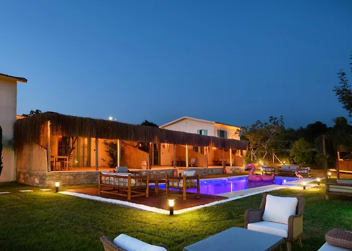 Готель Ride And Чешме